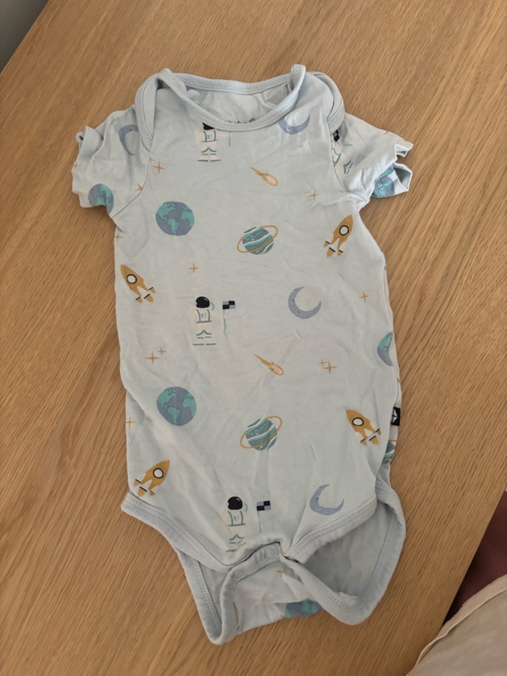 KYTE space ice diaper shirt 6-12 months